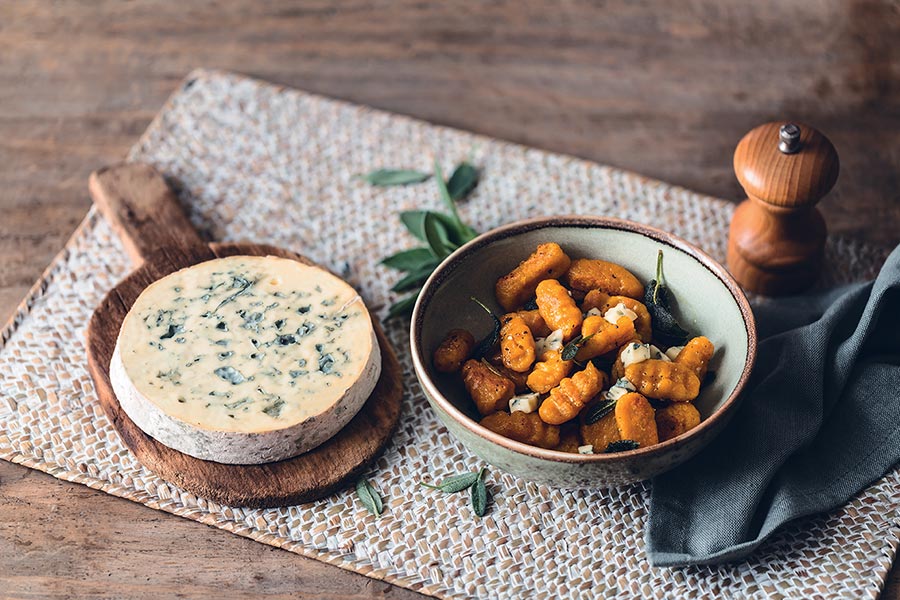 Gnocchis de courge butternut à la fourme d’Ambert et à la sauge