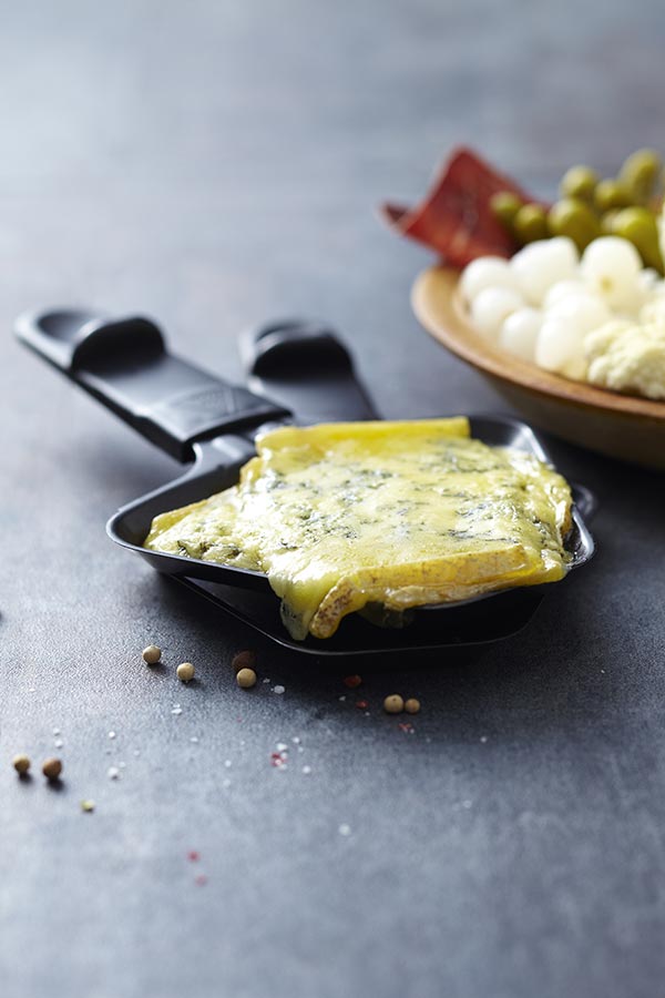 Nos produits laitiers - La Raclette - Nos produits laitiers - La Raclette -  La Raclette du Jura